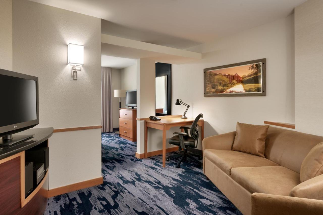 Fairfield Inn & Suites By Marriott Tallahassee Central Eksteriør bilde
